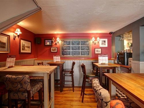 فندق كولومبتونفي  The White Hart المظهر الخارجي الصورة