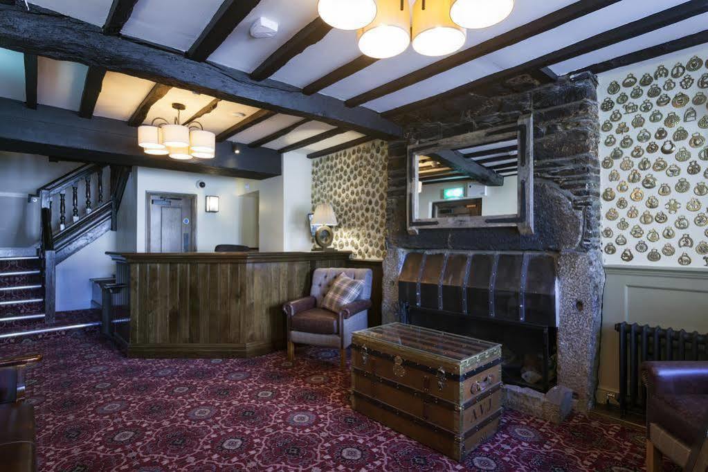 فندق كولومبتونفي  The White Hart المظهر الخارجي الصورة