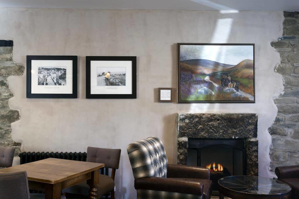 فندق كولومبتونفي  The White Hart المظهر الخارجي الصورة