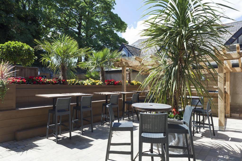 فندق كولومبتونفي  The White Hart المظهر الخارجي الصورة